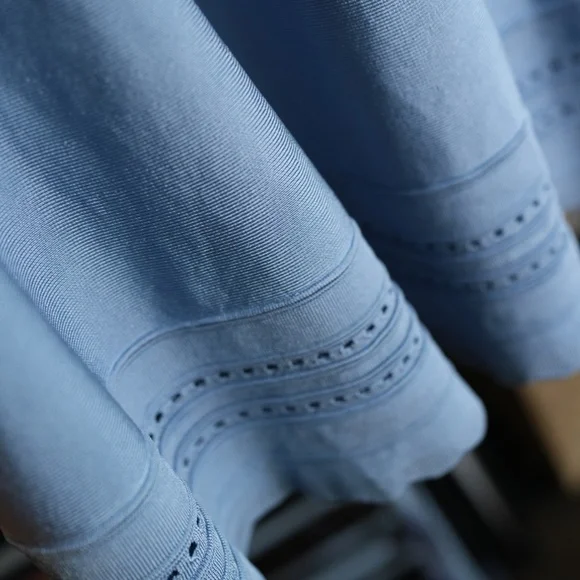 Dress - Picture 5 of 5